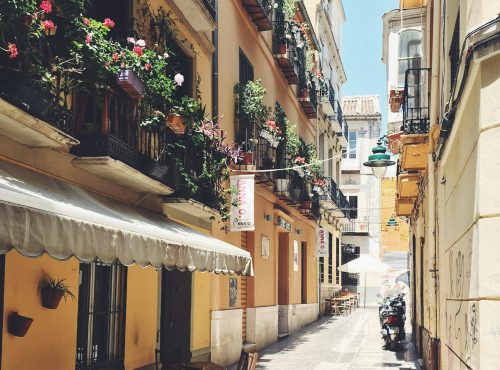 jonas-hoss-p0R8R5IS6aA-unsplash jonas-hoss-p0R8R5IS6aA-unsplash